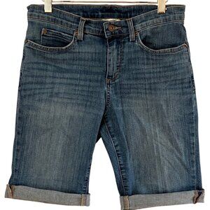 Duluth Trading Womens Shorts Bermuda Denim Mid Rise Light Medium Wash Size 6